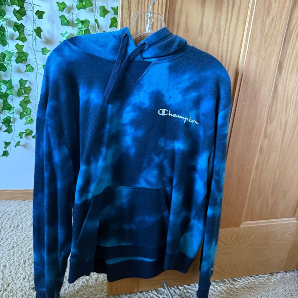 Champion Blue Tie-Dye Sweater Casual Comfort